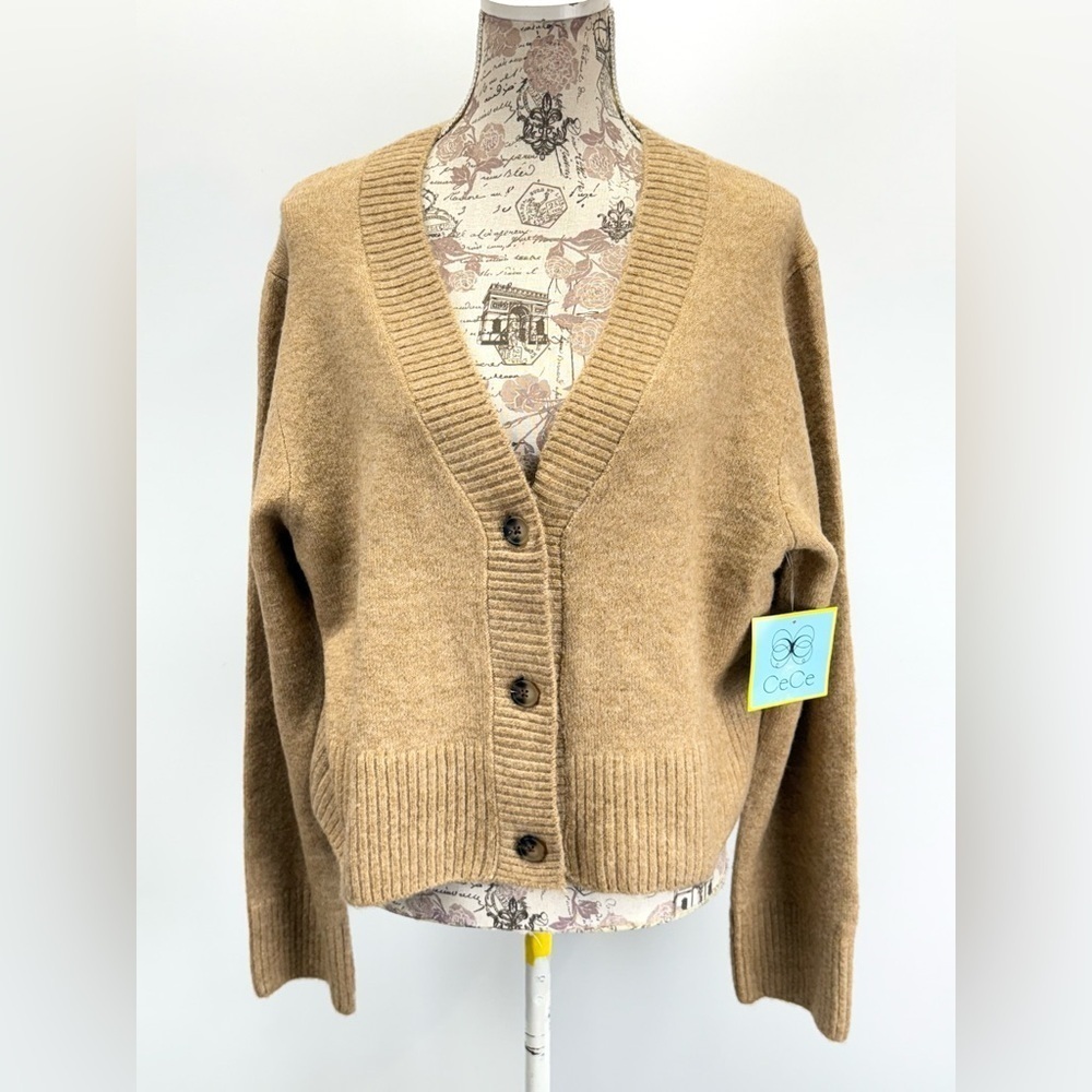 CECE Tan knit 3 button crop cardigan size XL - Picture 3 of 14